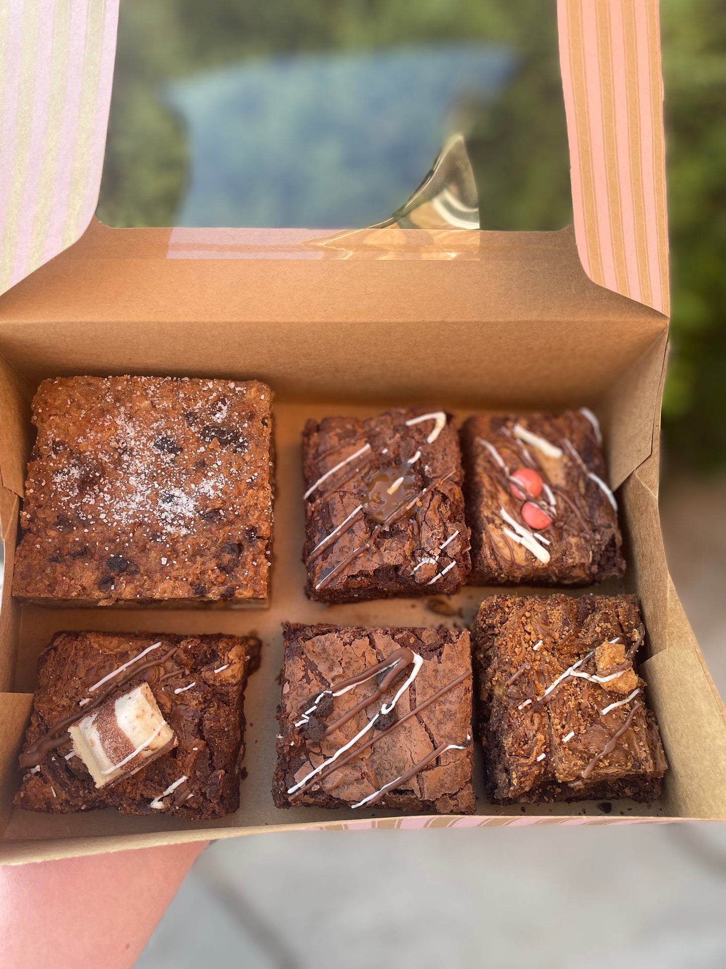 Mixed Blondie Box (6 Flavours)